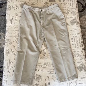 Haggar Men’s Slacks 42 x 29